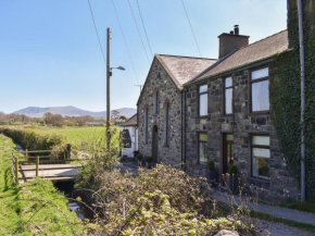 Ty Newydd